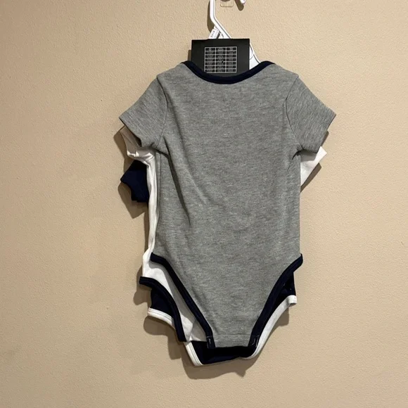 🩷Nike Infant Bodysuit Set - 3 Navy, White and Gray Dallas Cowboys NFL - Picture 5 of 8